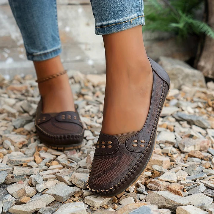Samantha | Dames Geperforeerde Comfort Instap Loafers