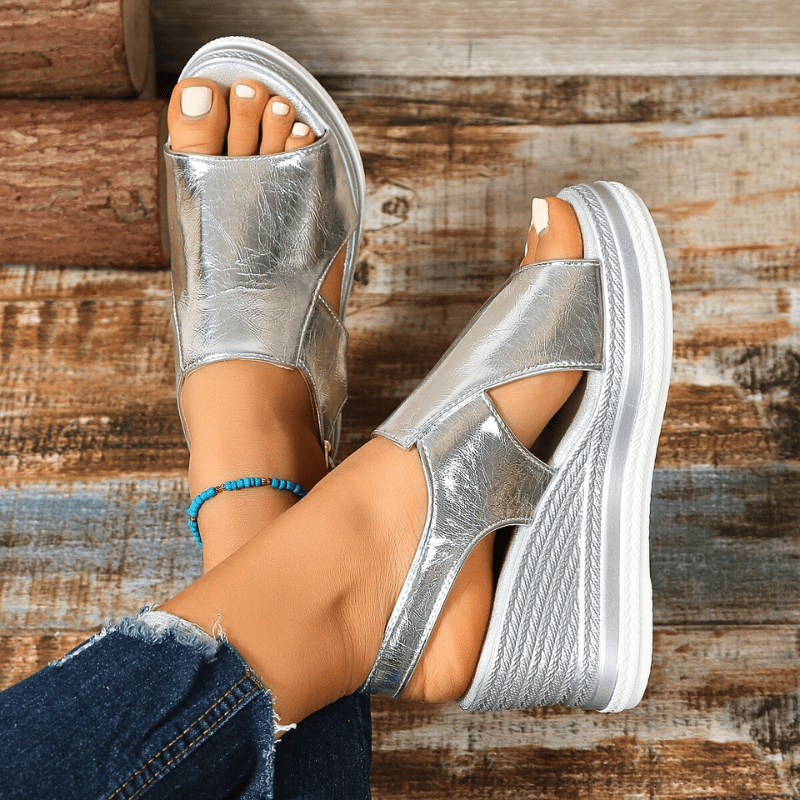 Charlotte | Dames Metallic Plateau Comfort Sandalen
