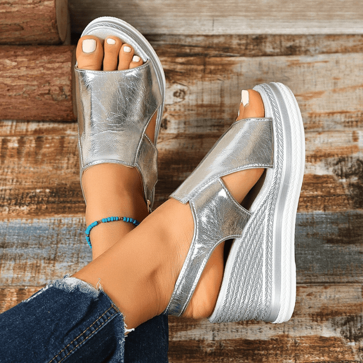 Charlotte | Dames Metallic Plateau Comfort Sandalen