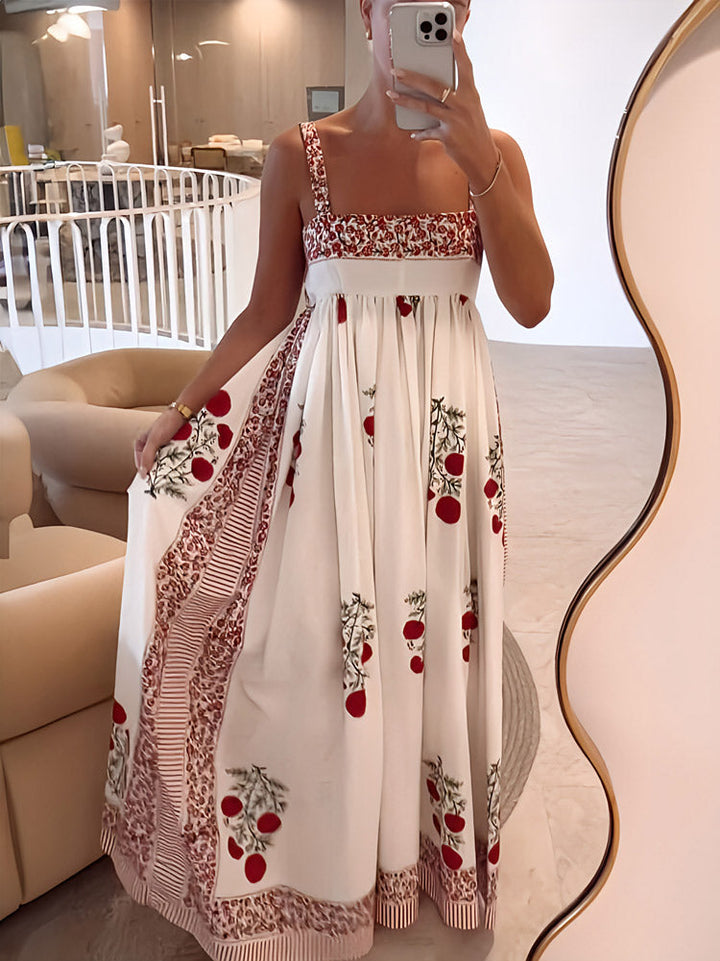 Maxikleid mit Schulterträgern im Boho-Stil & Empire-Schnitt – blumig & luftig