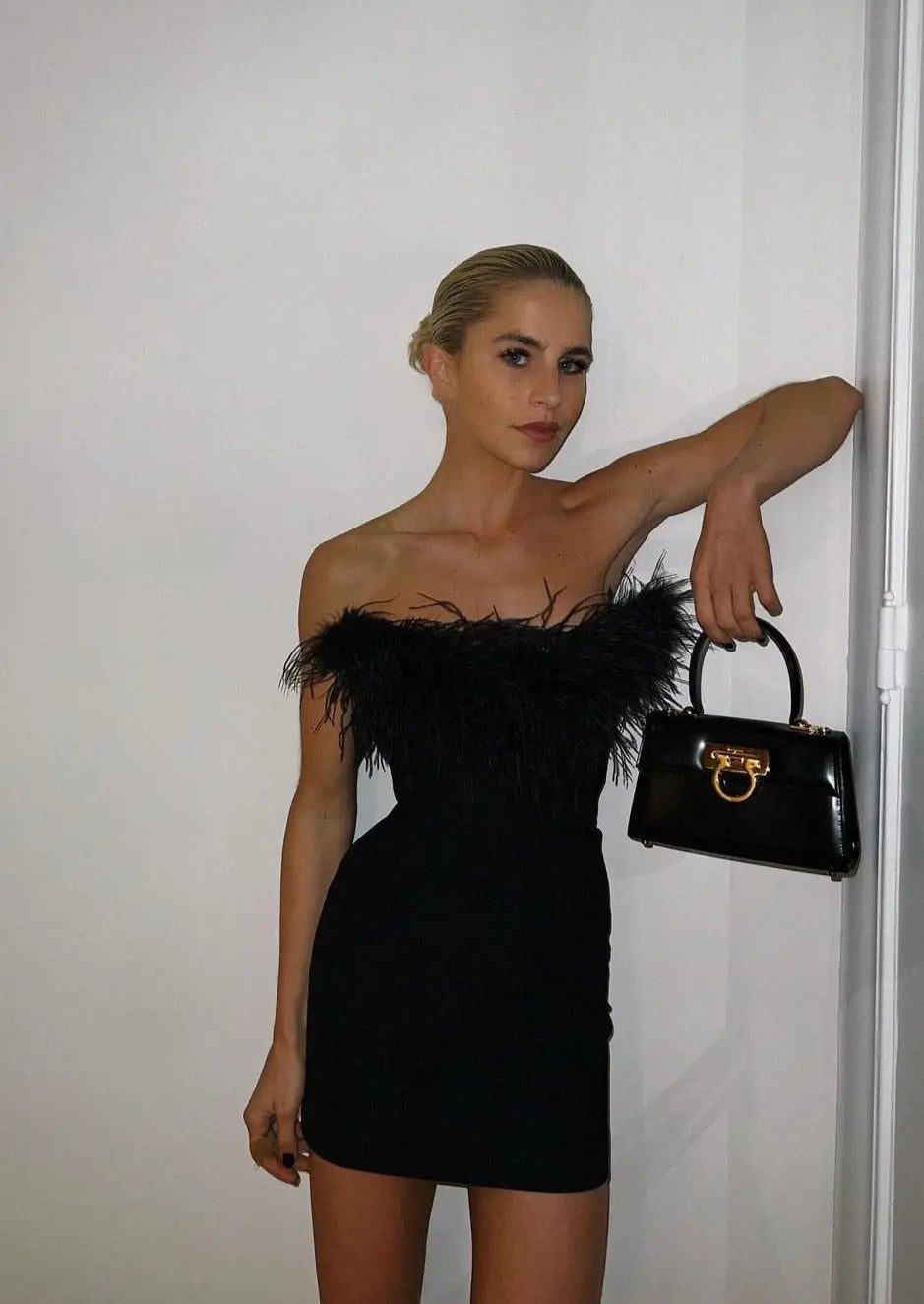 Grete | Elegantes Minikleid – zeitloses Design für feminine Eleganz
