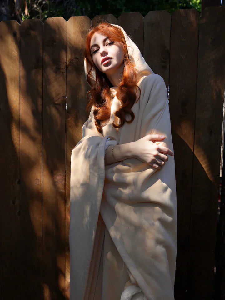 Megan | Comfy Hoodie Blanket