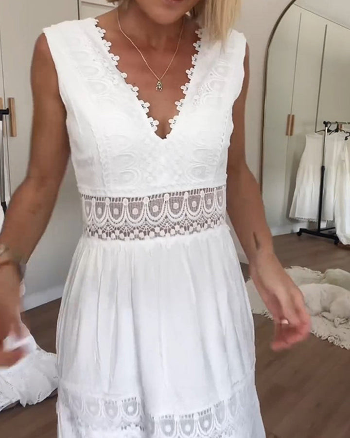 Elegantes Midi-Sommerkleid mit Spitze & V-Ausschnitt – Feminin & Luftig