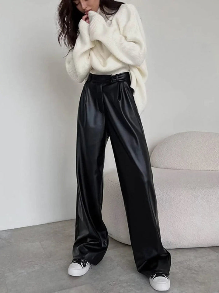 Milla | High-Waist Baggy-Hose aus Kunstleder