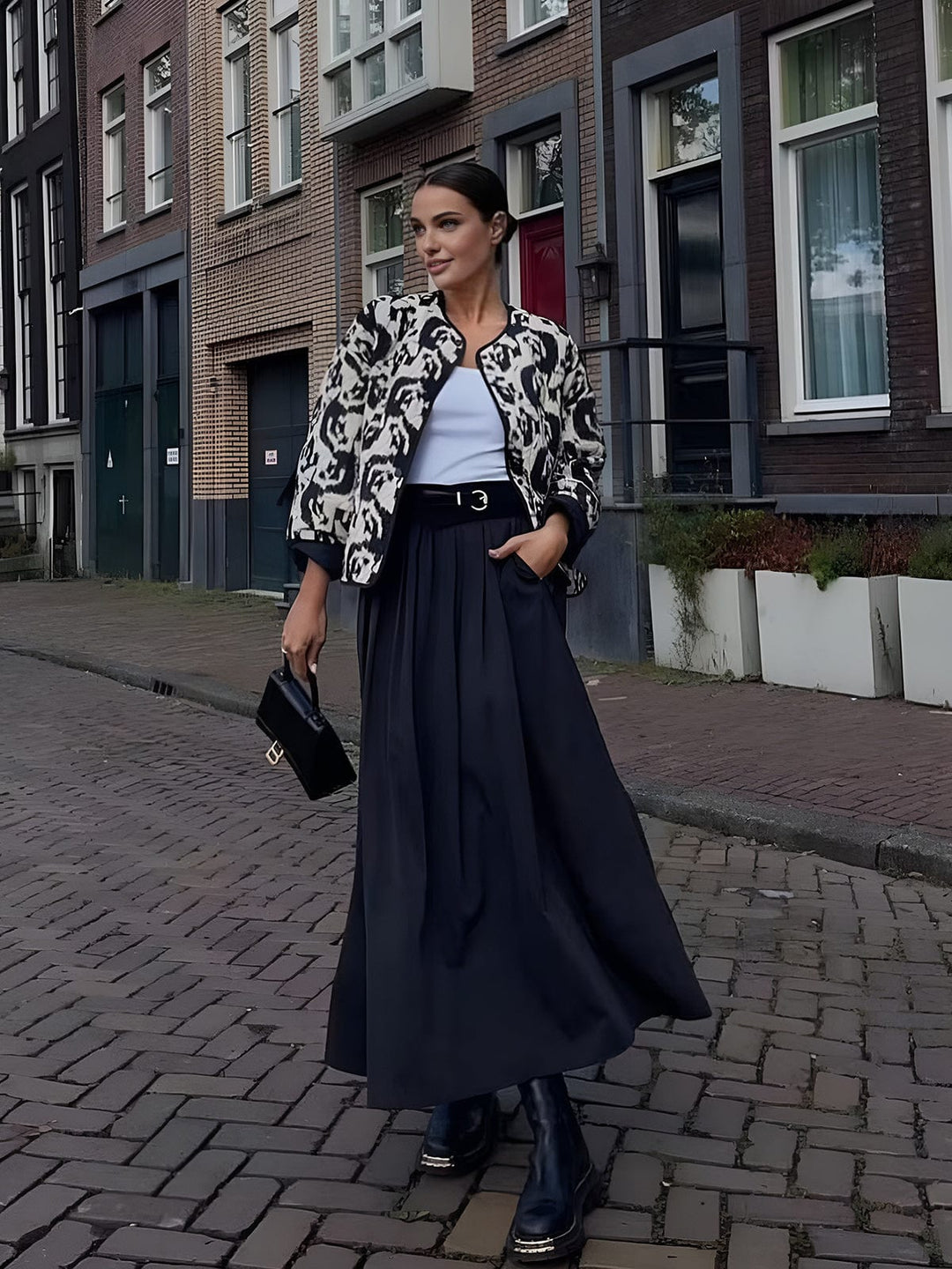 Leona | Jacke mit Tierprint – Ein Statement für den mutigen Look