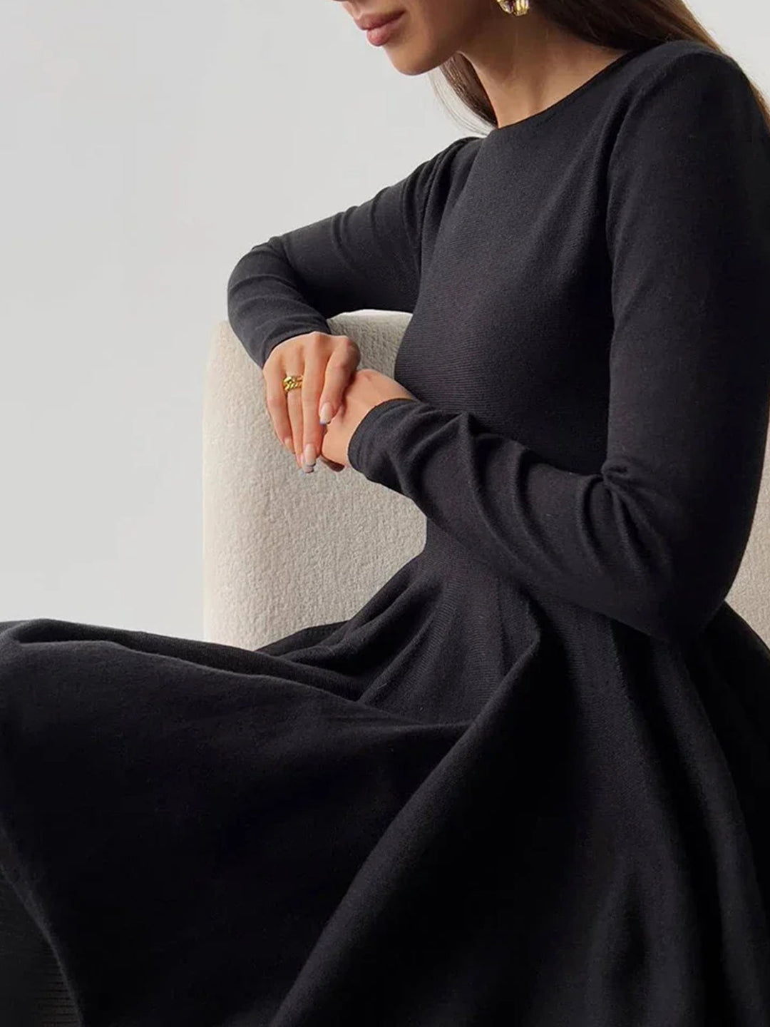 Alina | Elegantes Damen-Skaterkleid in Creme mit langen Ärmeln