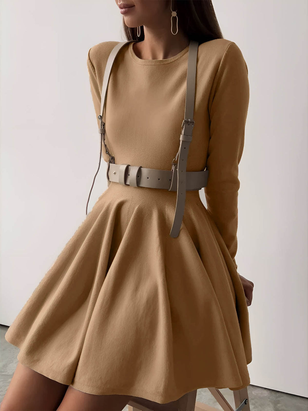 Alina | Elegantes Damen-Skaterkleid in Creme mit langen Ärmeln