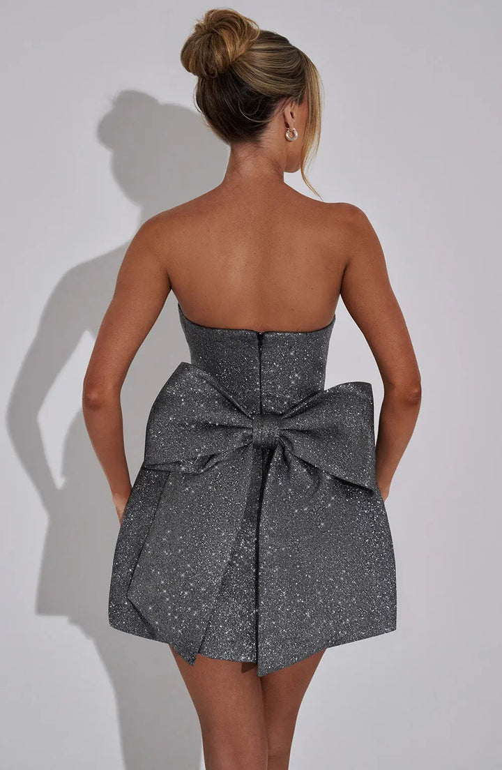 Emma | Glinsterende Mini-jurk – Stralende Elegant voor Onvergetelijke Nachten