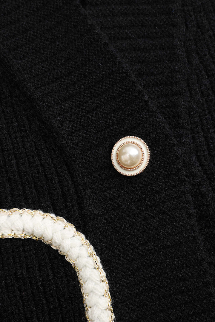 Ella | Zwarte gebreide cardigan met denim patches – De perfecte mix van comfort en stijl