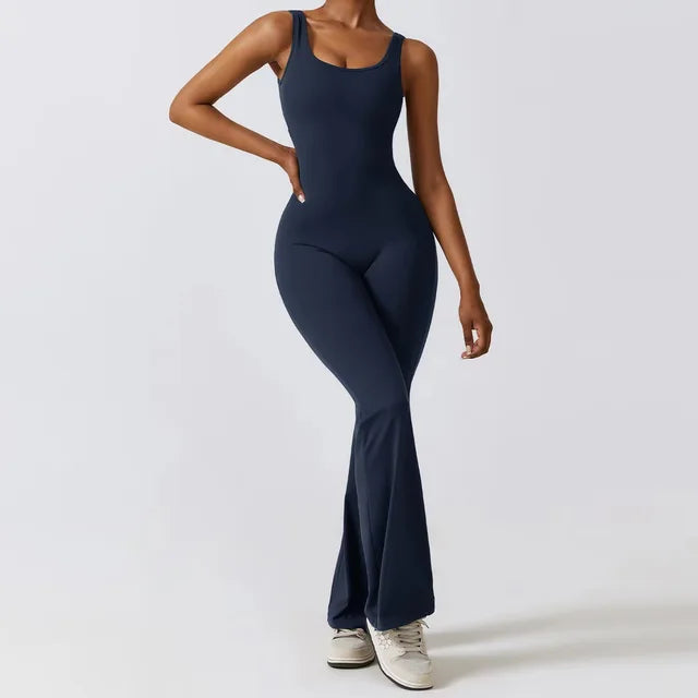 Flared™ Jumpsuit | Racerback-Design | Stretchig und elegant