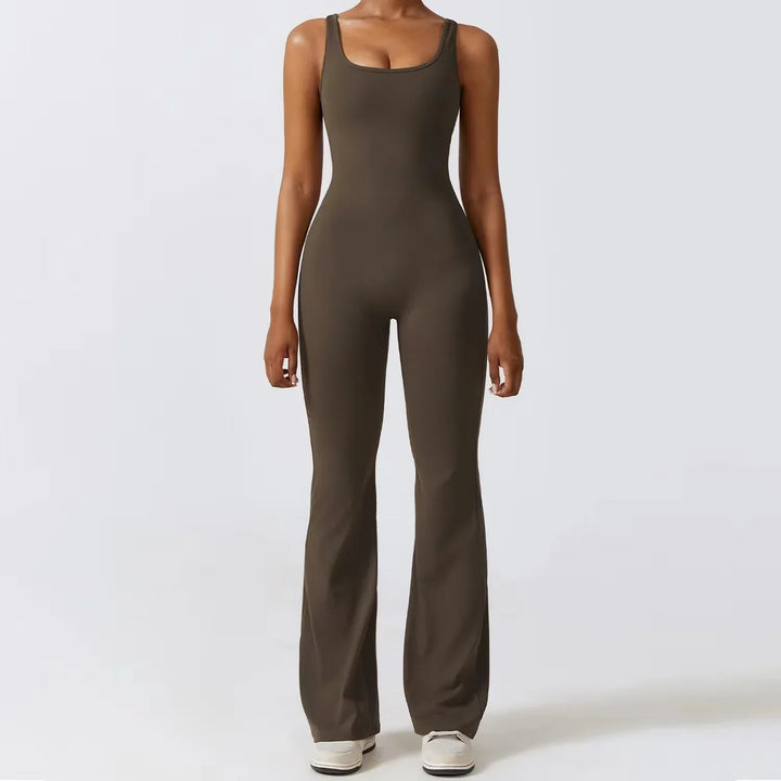 Flared™ Jumpsuit | Racerback-Design | Stretchig und elegant