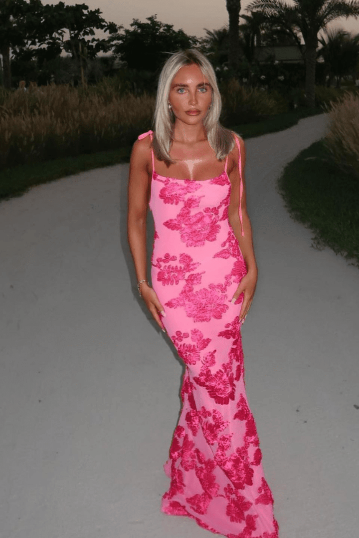 Ziska | Figuuraccentuerende Roze Bloemen Maxikleed - Elegant met Romantische Flair