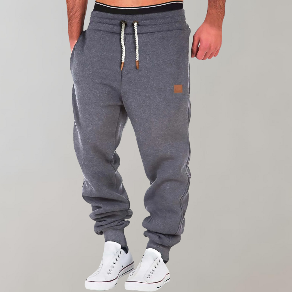 Jonathan | Herren Athletische Jogginghose mit lockerer Passform