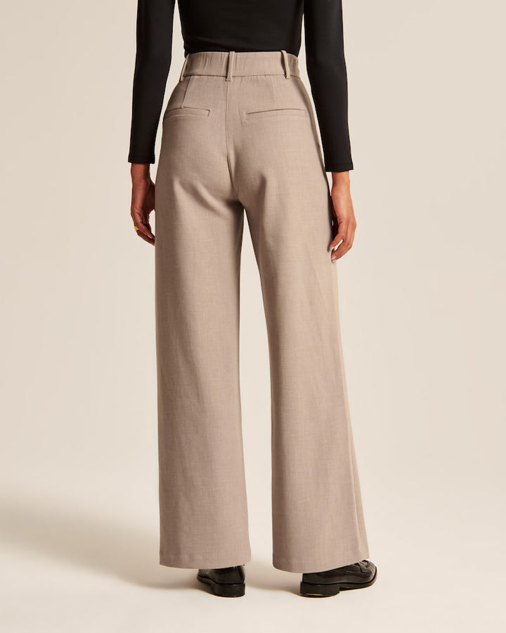 Elegante Wide-Leg Broek in Beige – Minimalistische Stijl voor Elke Gelegenheid