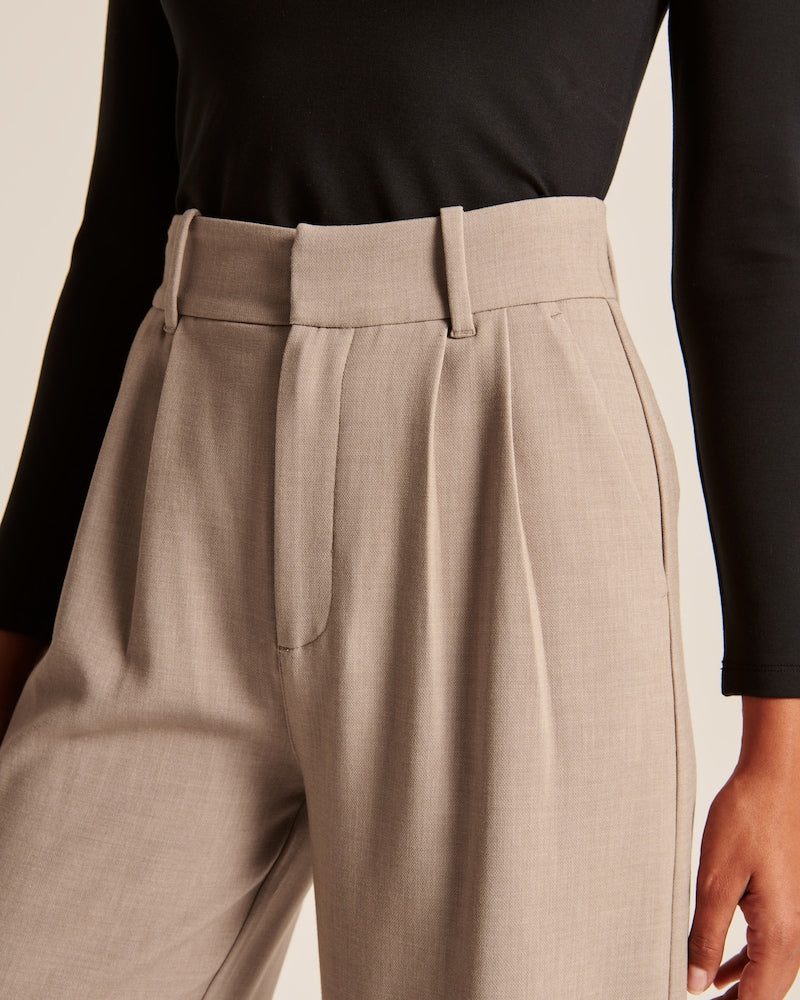 Elegante Wide-Leg Broek in Beige – Minimalistische Stijl voor Elke Gelegenheid