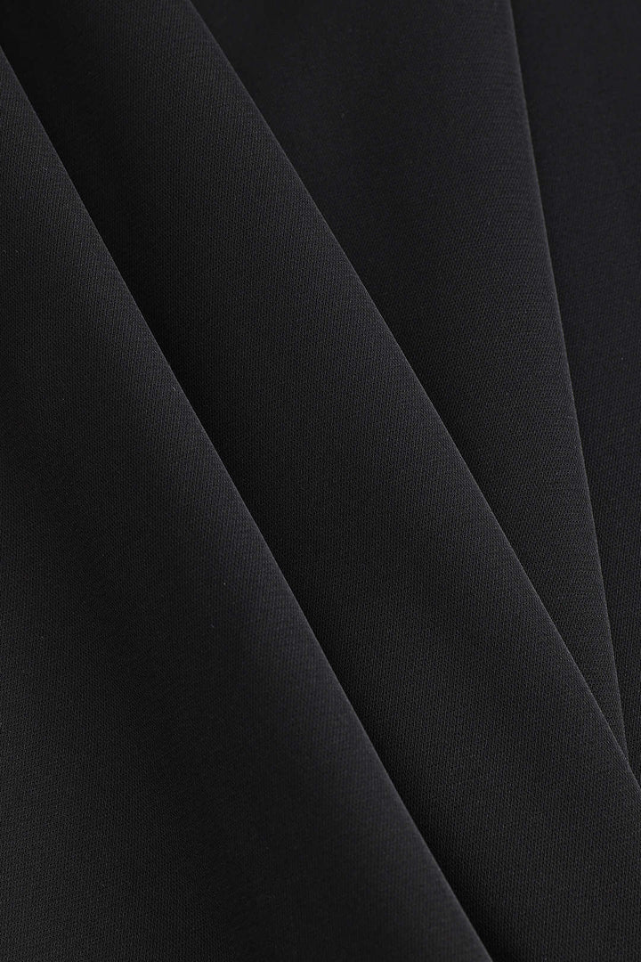Amelia | Schwarzes elegantes Neckholder-Maxikleid – Zeitlose Abend-Eleganz