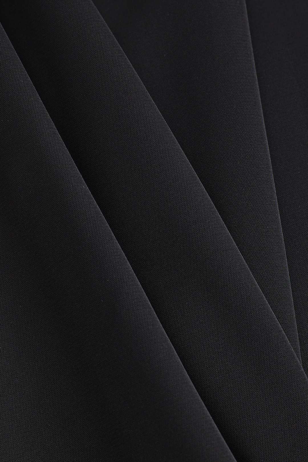 Amelia | Schwarzes elegantes Neckholderkleid – Zeitlose Abend-Eleganz
