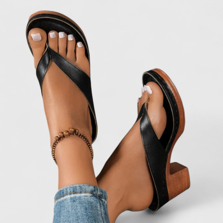 Faye | Damen Chunky Absatz Zehentrenner