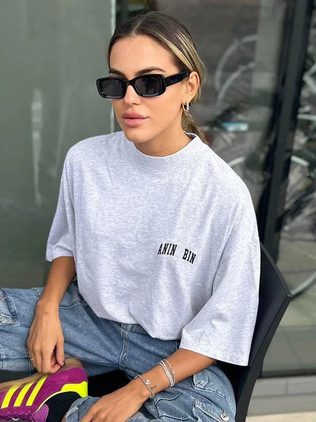 Oversized Dames T-Shirt in Grijs met Klein Logo-Print