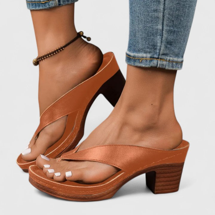 Faye | Damen Chunky Absatz Zehentrenner