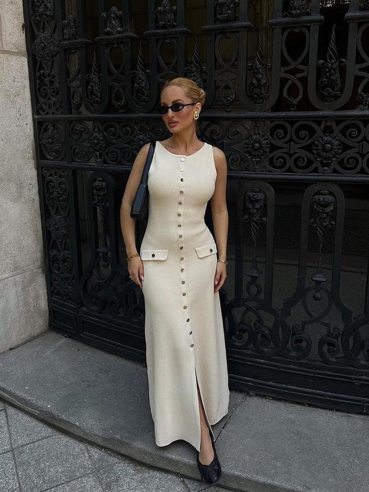 Rosamund | Elegante Knopdetail Mouwloze Maxijurk – Tijdloze Klasse & Raffinement