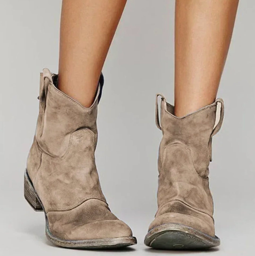 Damen Wildleder-Westernstiefeletten für einen stilvollen Look
