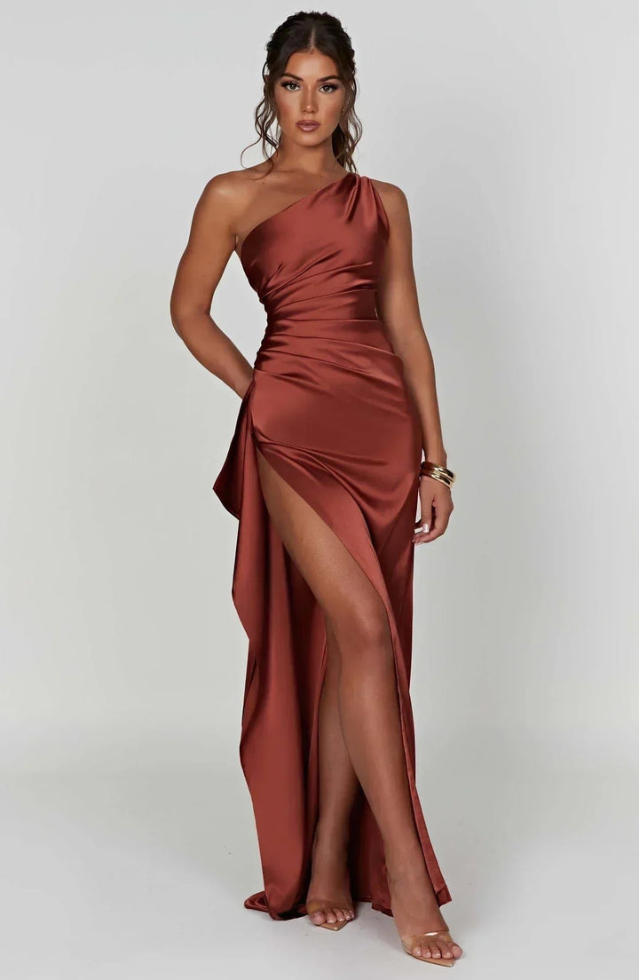 Dames Asymmetrische One-Shoulder Satijnen Maxi Jurk Hoge Split - Rust Brown