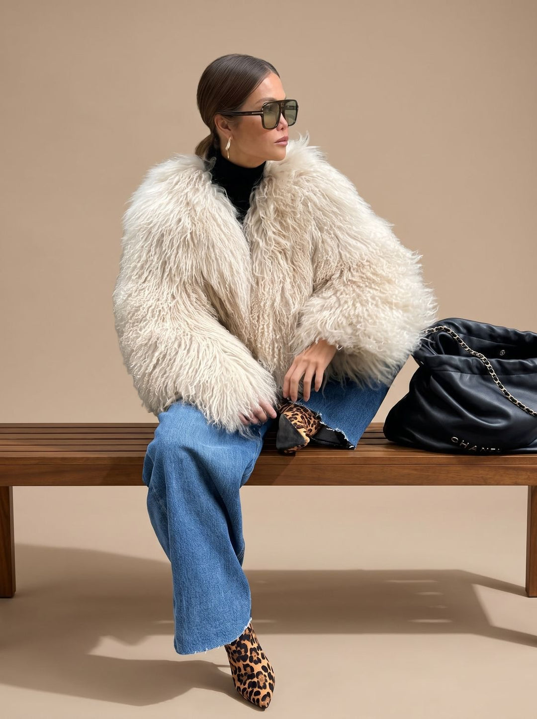 Dames Beige Fluffy Imitatiebont Faux Fur Coat Lange Mouwen