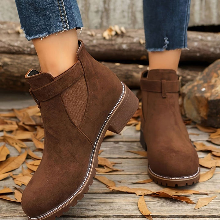 Dames Chelsea Ankle Boots met Blockhak en Gesp - Donkerbruin