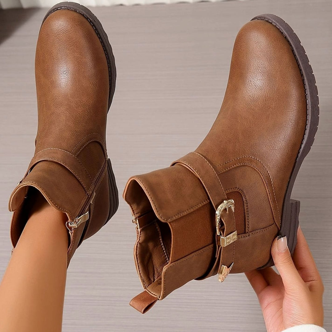 Dames Chelsea Ankle Boots met Western Gesp en Blokhak - Lichtbruin
