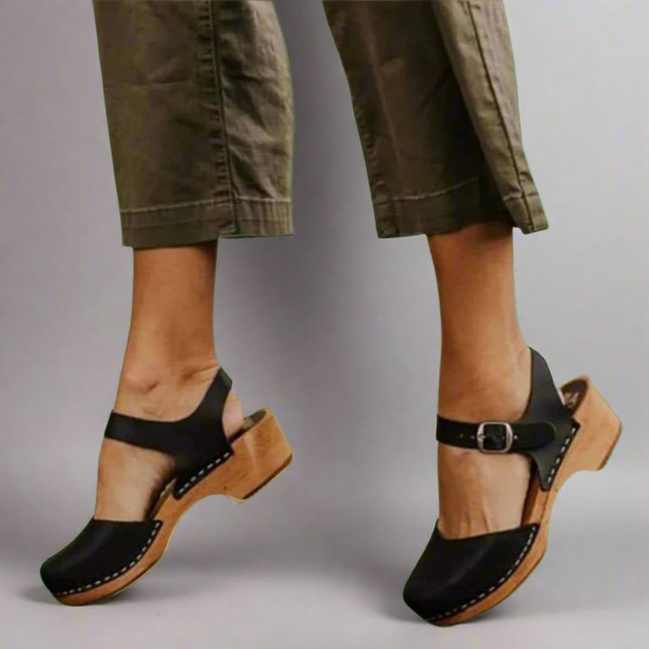 Dames Comfortable Sandals Houten Hak Gesloten Teen Enkelband Clogs - Black