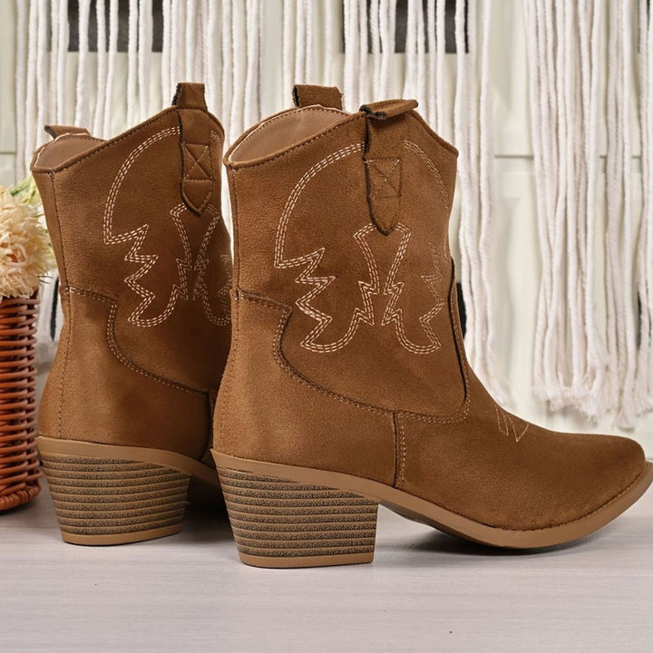 Dames Geborduurde Slip-On Westernlaarzen met Brede Kuitpasvorm