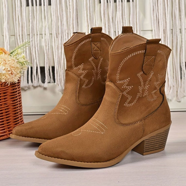 Dames Geborduurde Slip-On Westernlaarzen met Brede Kuitpasvorm