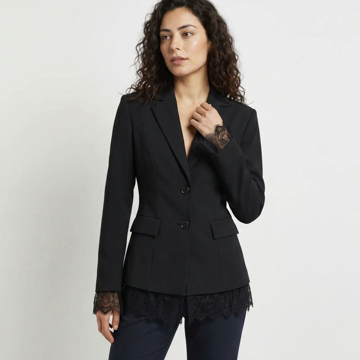 Dames Getailleerde Blazer met Kanten Zoom en Manchetten - Zwart