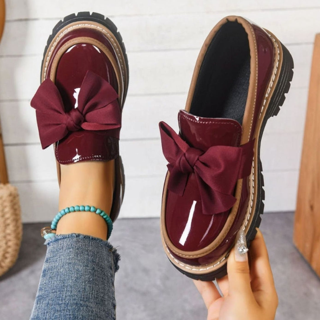 Dames Glanzende Instapper Loafers Strikdetail Platte Zool - Donkerrood
