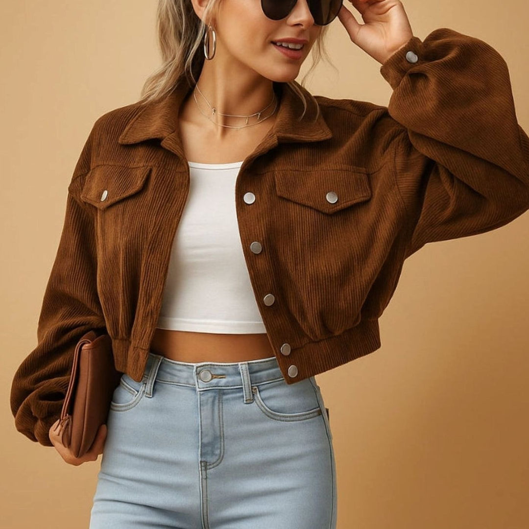Dames Korte Corduroy Jas met Knoopsluiting en Borstzakken