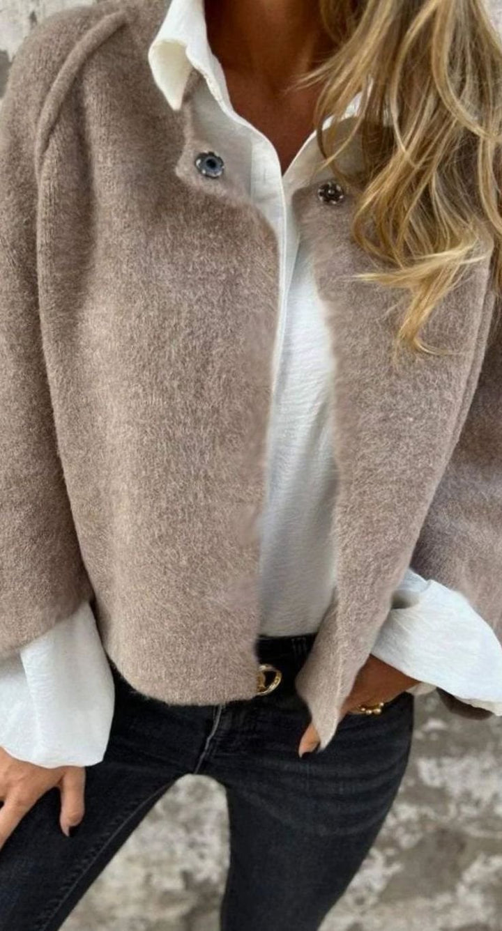 Dames Korte Wollige Winterjas Ronde Hals Sierknoppen - Beige