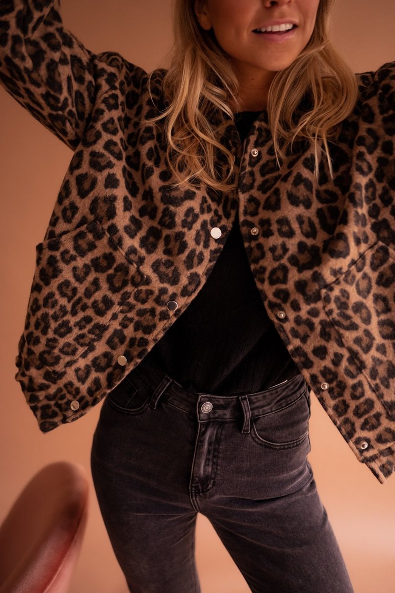 Dames Oversized Quilted Jacket Luipaardprint Drukknopen
