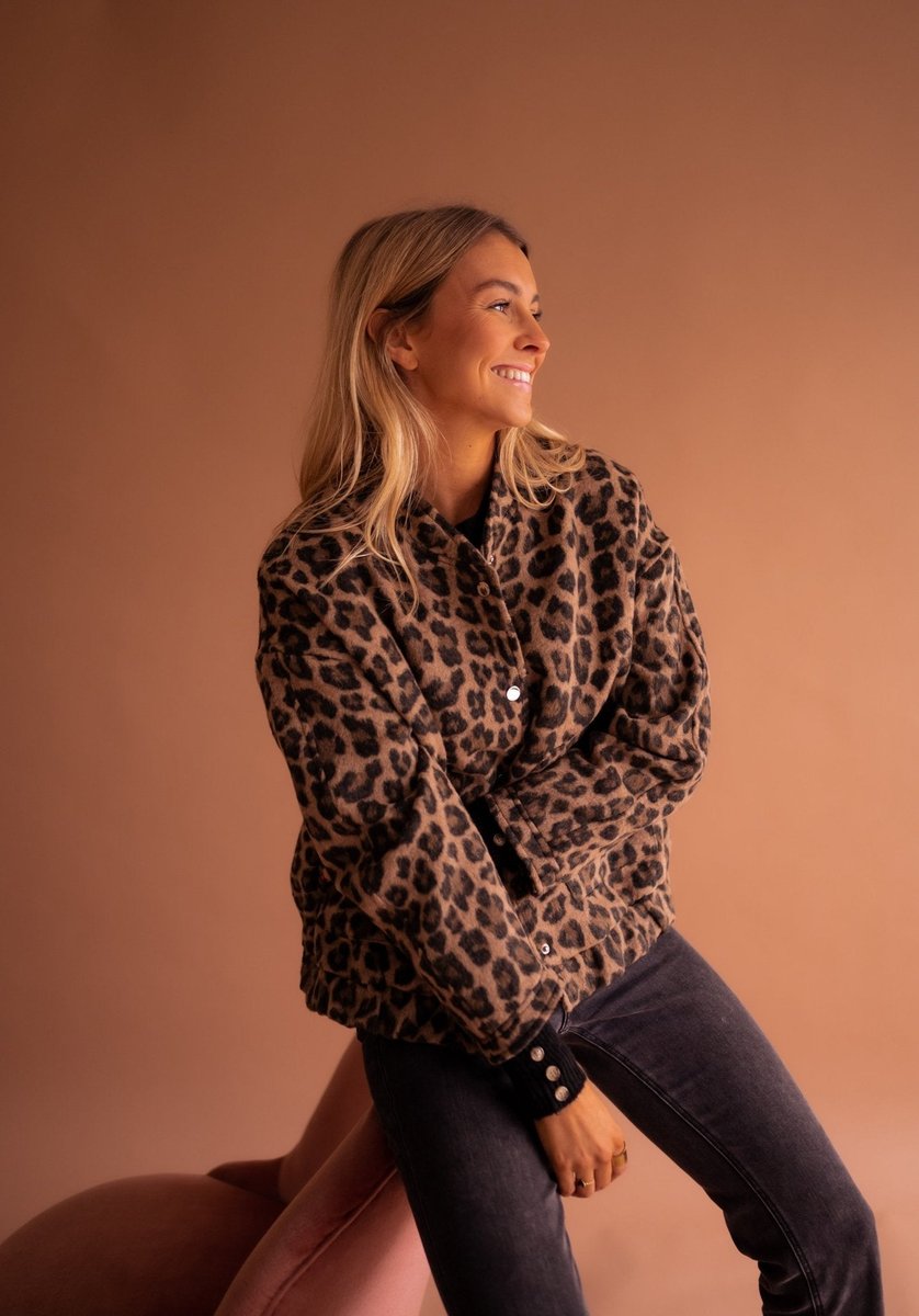 Dames Oversized Quilted Jacket Luipaardprint Drukknopen