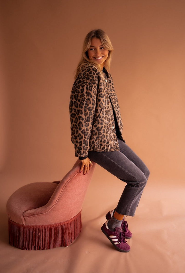 Dames Oversized Quilted Jacket Luipaardprint Drukknopen