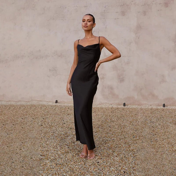 Dames Satin Maxi-Jurk Rugdecolleté Split Figuurvolgend - Schwarz