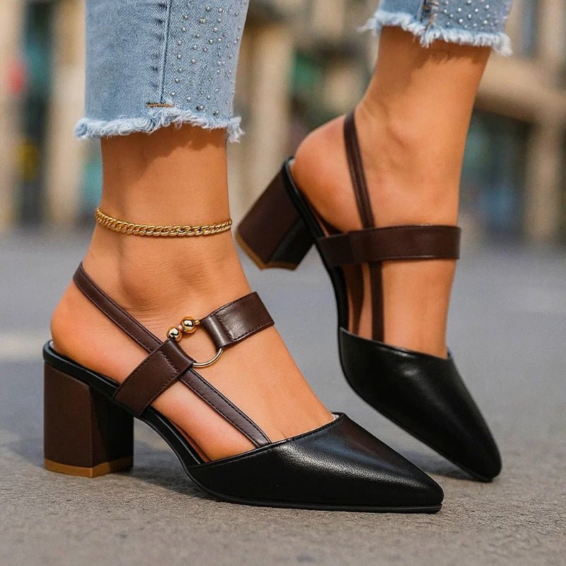 Dames Spitse T-Strap Blokhak Pumps - Black