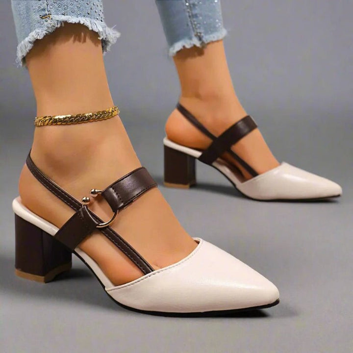Dames Spitse T-Strap Blokhak Pumps - Beige