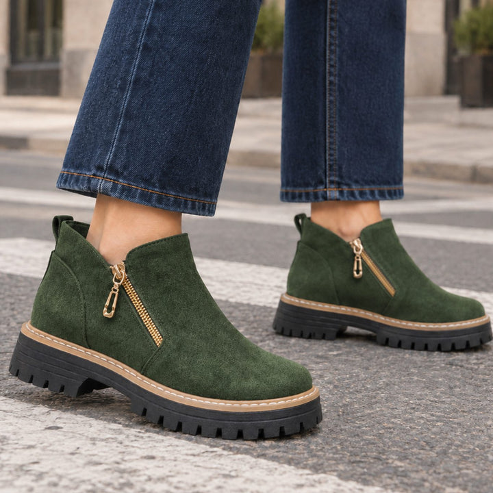 Dames Suède Enkellaarsjes met Goudkleurige Zijrits Blokhak - Groen