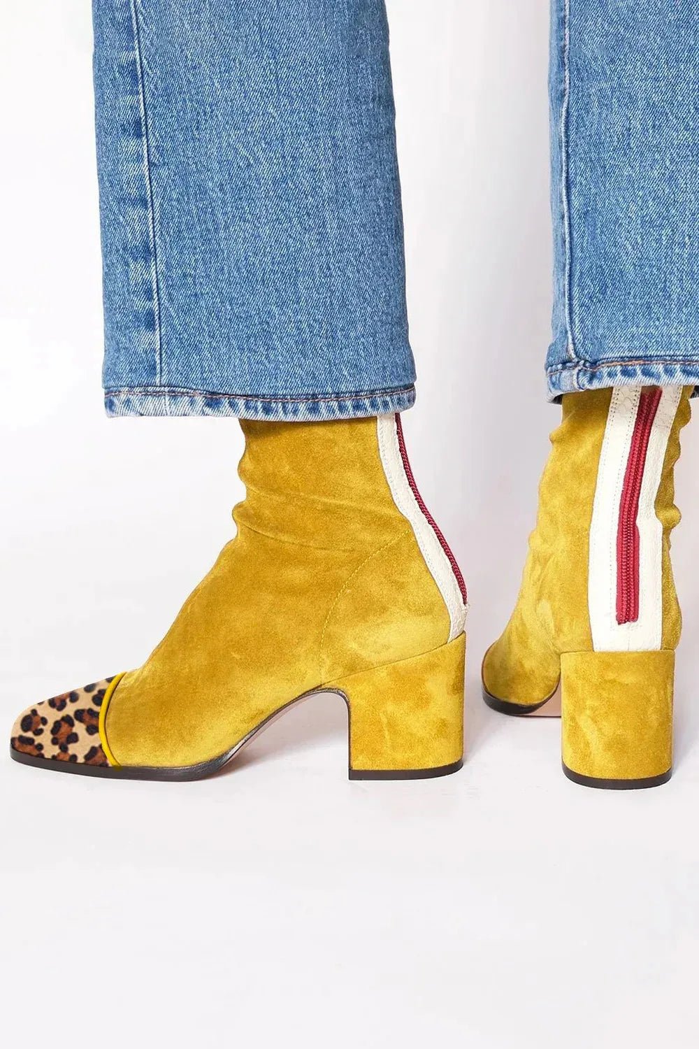 Dames Suede Blok-Hak Vierkante-Teen Enkellaarzen - Yellow