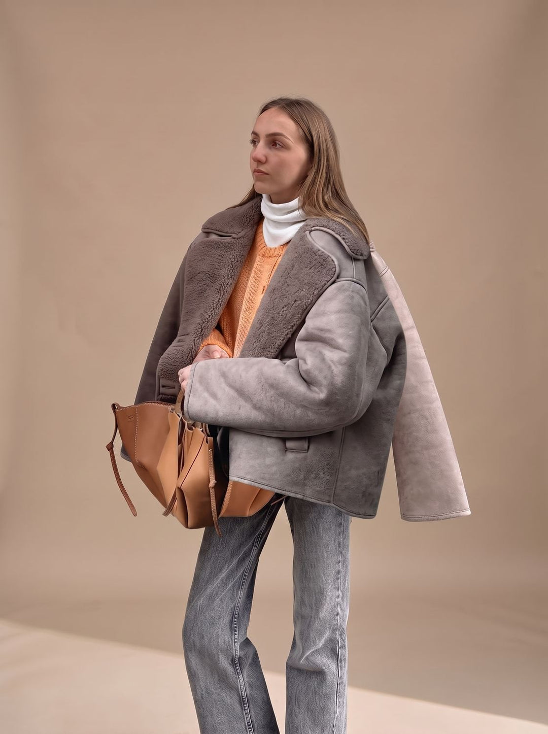 Dames Taupe Teddy Jas met Kraag en Knoopsluiting