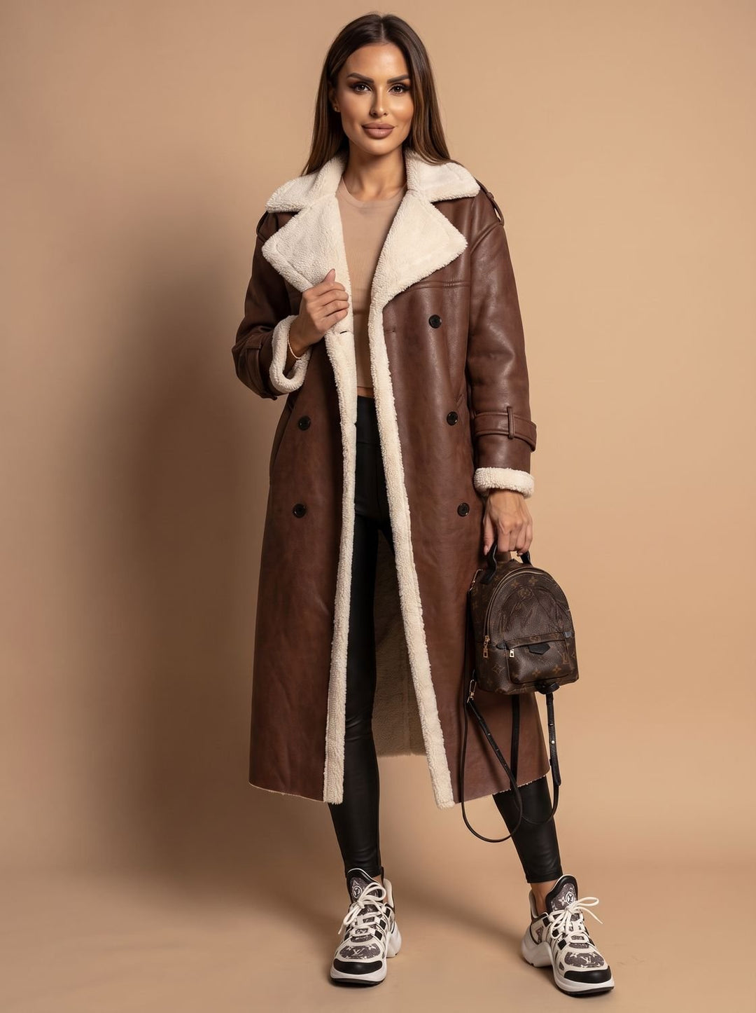 Dames Teddy Jas Dubbele Rij Knopen Trenchcoat met Schapenvacht Voering - Bruin