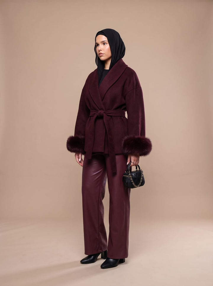 Dames Wolmix Jas met Ceintuur en Faux Fur Mouwen
