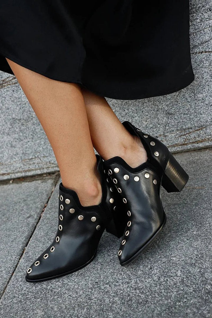 Dames Zwarte Leren Ankle Boots Metalen Studs Blokhak - Zwart