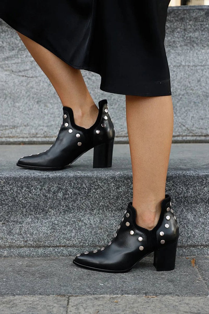 Dames Zwarte Leren Ankle Boots Metalen Studs Blokhak